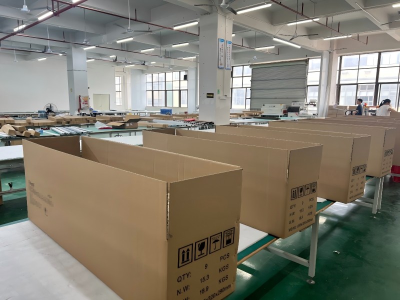 fanXStar, luminaires luminaires ຫຼາຍຮ້ອຍຄົນແມ່ນການສົ່ງໄປຕ່າງປະເທດ
